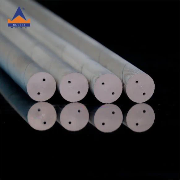 Sraigtinis volframo karbido strypas su dviem aušinimo skysčio angomis (30 laipsnių)